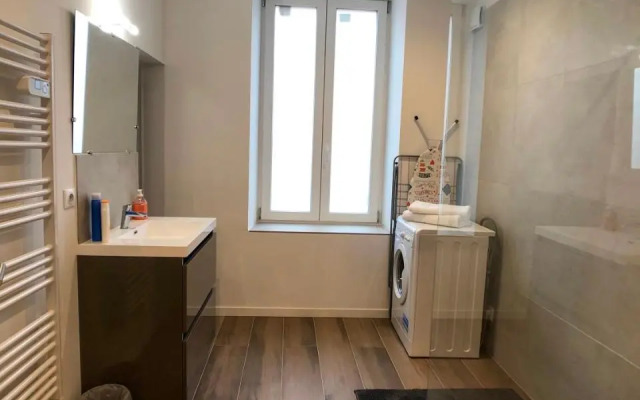 Deluxe Design - City Center Cosy Apartments