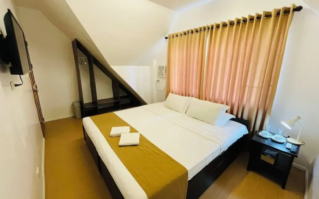 Castle Rock Boracay