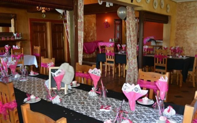 Old Halliwell Country Inn