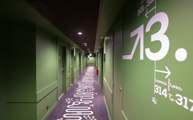 Plan B Hotel - Living Chamonix