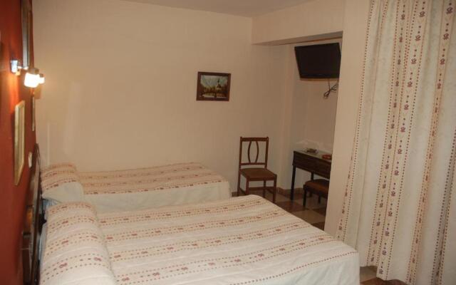 Hostal Residencia Castilla