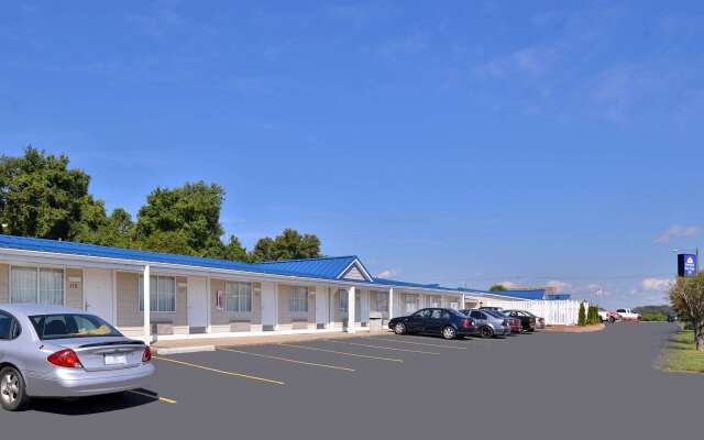 Americas Best Value Inn & Suites St. Clairsville Wheeling