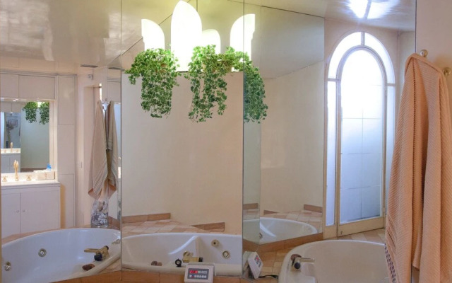Rental in Rome Crociferi 1