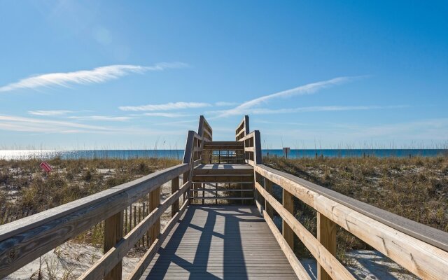 Sea Shell 3 Bedroom Townhouse by RedAwning