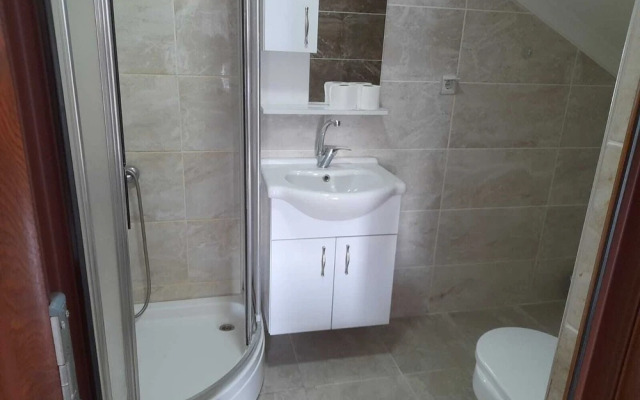 Umit Kız Ogrenci Yurdu
