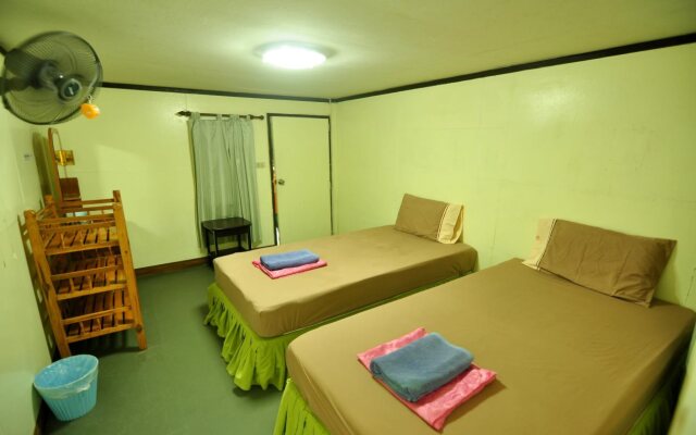 Harmony House - Hostel