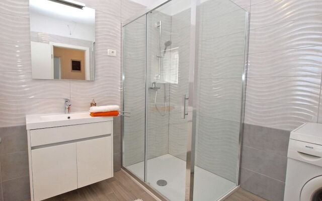 Apartment 1366