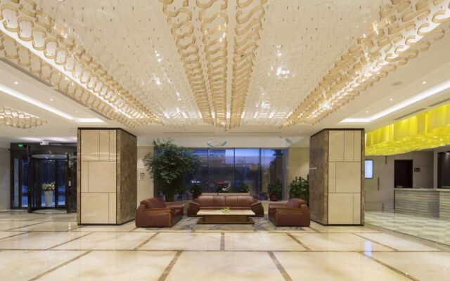Yiwu Zhonglian Kaixin Hotel