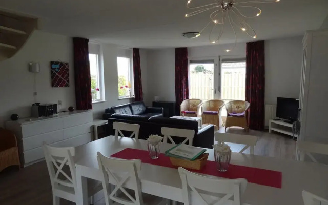 Spacious Holiday Home With Sauna Near Beach