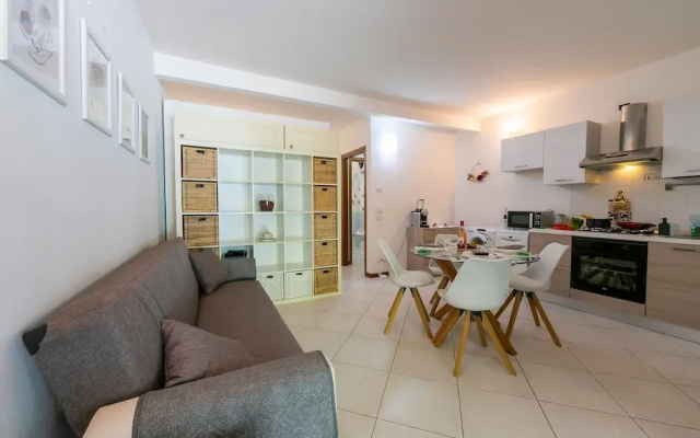 Perla del Lago Near the Beach