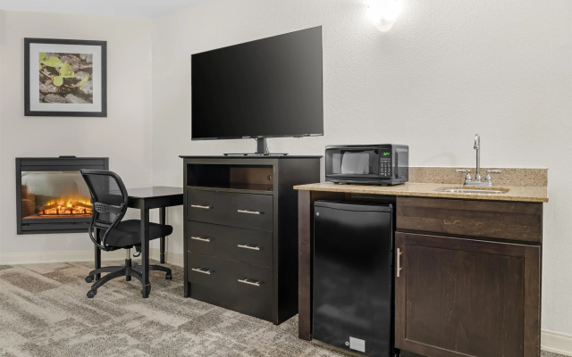 Best Western Lakewinds