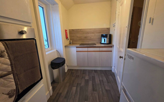 Highland Haven Apartment Sleeps 8