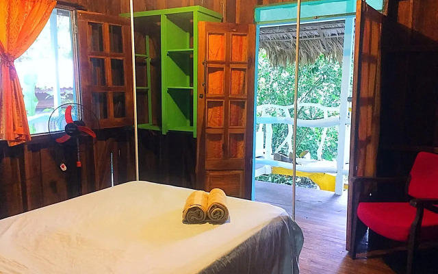 Madre Selva Jungle Hostel
