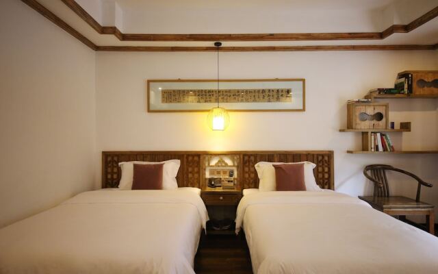 Zhangjiajie One City One Inn