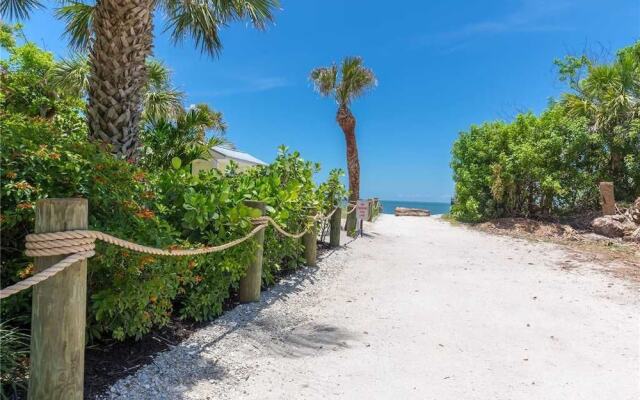 437 - LongLook Beachhouse