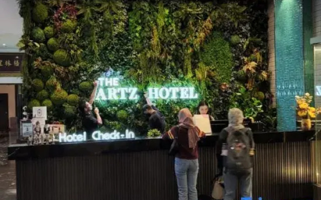 The Artz Hotel