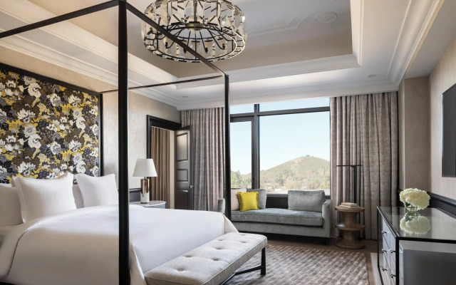 Four Seasons Hotel at Westlake Village