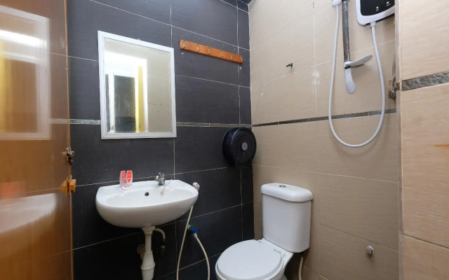 OYO 1190 Nice Stay Hotel