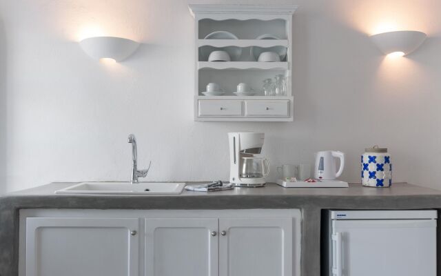 Thirea Suites & Studios - Adults Only