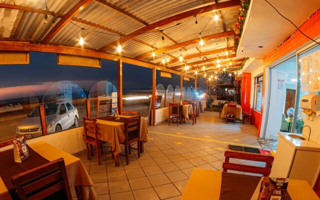 Los Esteros Hostal