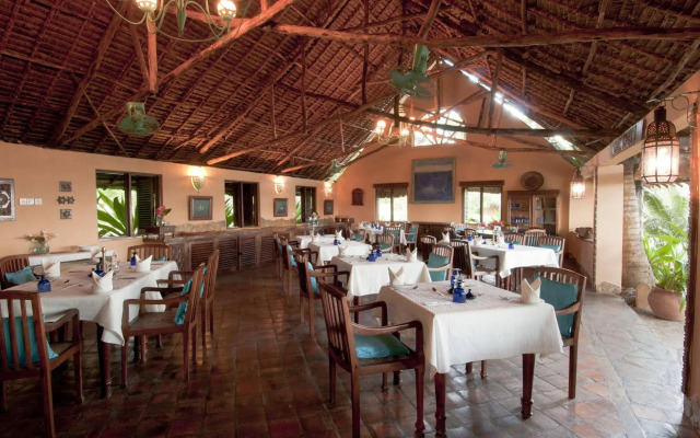 Kinasi Lodge