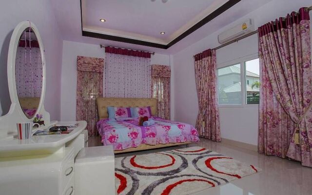Thammachat P3 Victoria Villa 3 Beds