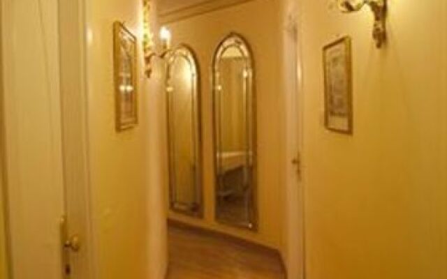 Via Veneto House - Guest House