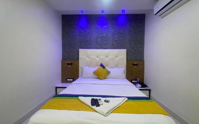 Hotel Golden Star- Near International Airport