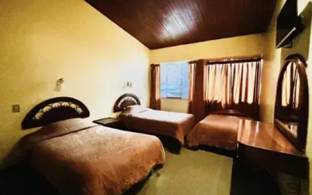 Los Portales Hotel
