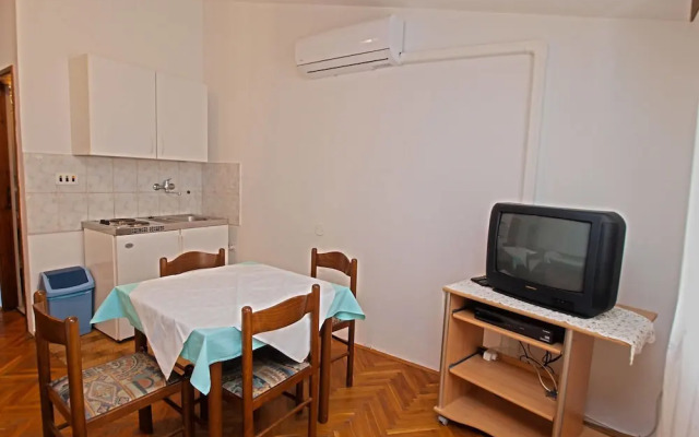 Apartment Desanka 668