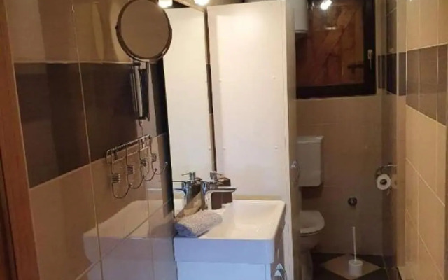 Sunny Pool Apartments - One Bedroom Apartment