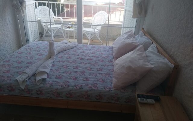 Chakra Boutique Hotel