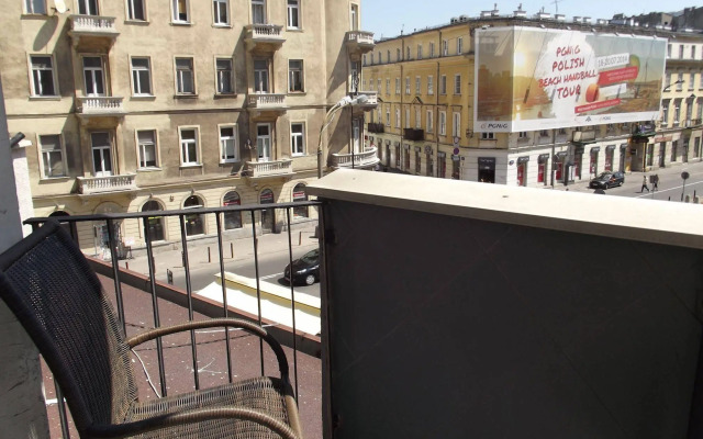 Bed4City Szpitalna Street