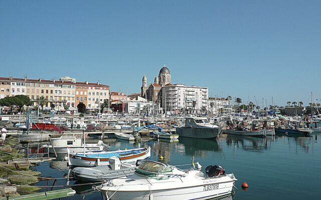 Modernized Apartment in Antibes With Terrace