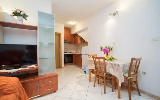 Apartments Longo