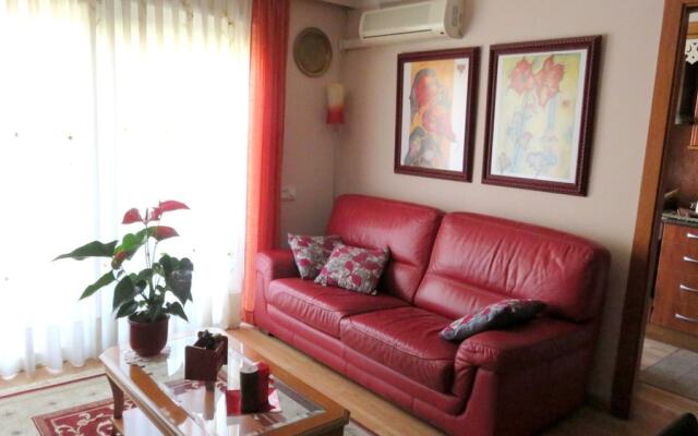 Apartment With 2 Bedrooms in Canet de Mar, With Wonderful Mountain Vie