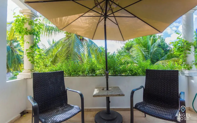 Deluxe Suites at Villas Tropical