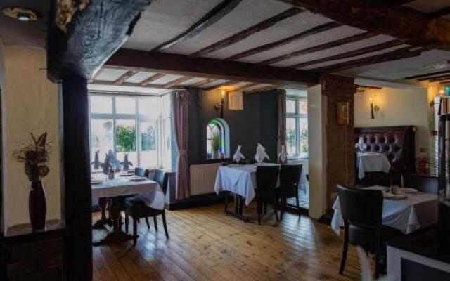 Queens Head Inn