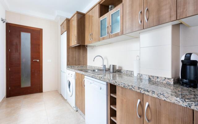 Home2Book Beautiful Duplex Parque La Reina + Wifi