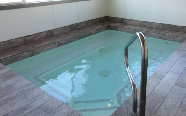 Quality Inn & Suites Meridian - West Boise