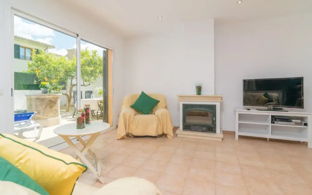 Goixa in Lloseta With 3 Bedrooms and 2 Bathrooms