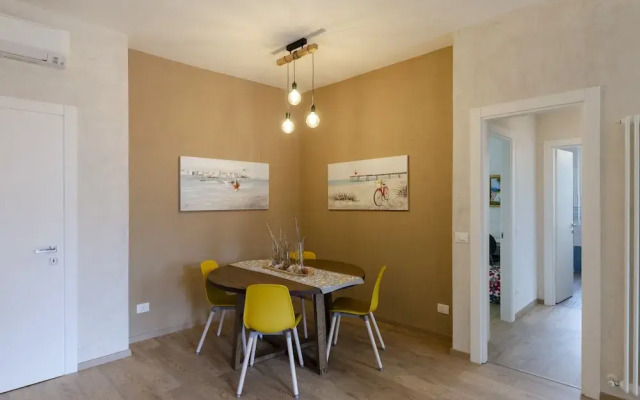 JOIVY Chic Chiavari Apt With 2 Spacious Terraces