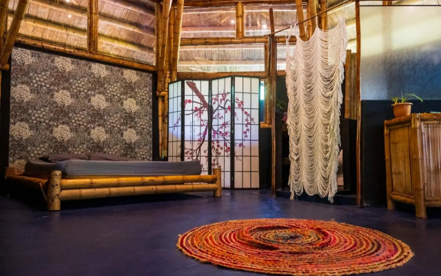 Eco-Lodge Deseo Bamboo