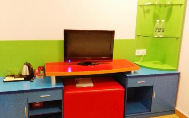 e Home Hotel Nanzhou Railway Staion