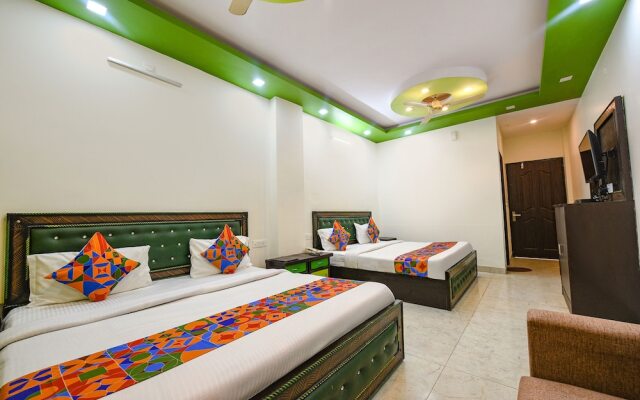 Fabhotel Kempty Lake Resort