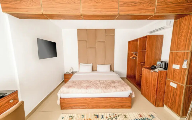 King Pyramids View Hotel