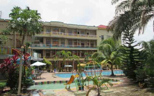 Permata Land Hotel & Resort
