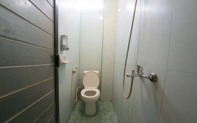 Reddoorz near Ambon Plaza