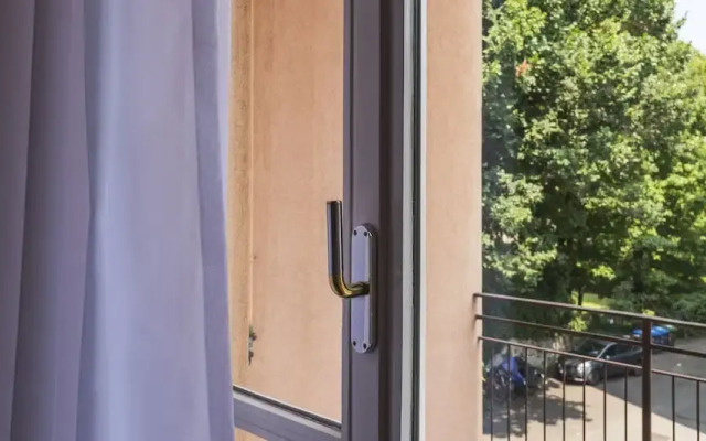 JOIVY Welcoming 1BR apt next to Villa Olmo