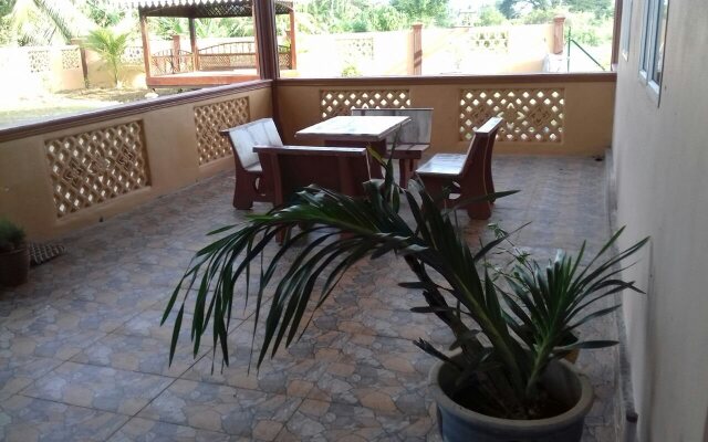 Anggerik Villa Guest House